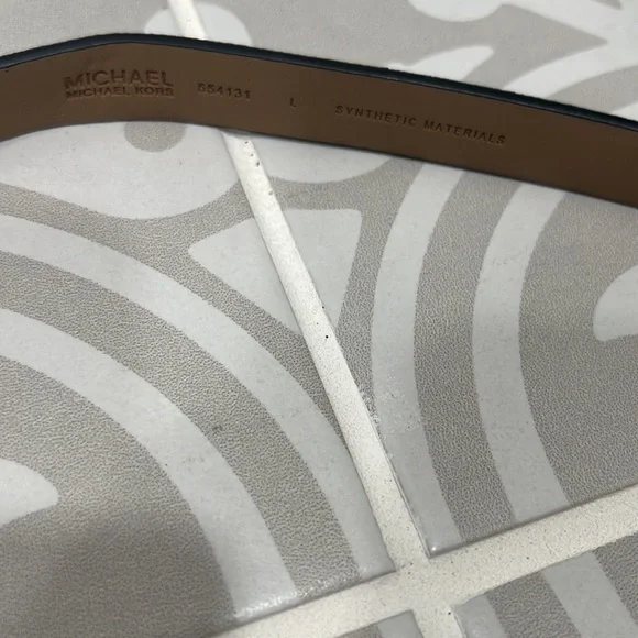 NWOT michael kors belt bag - Picture 3 of 6